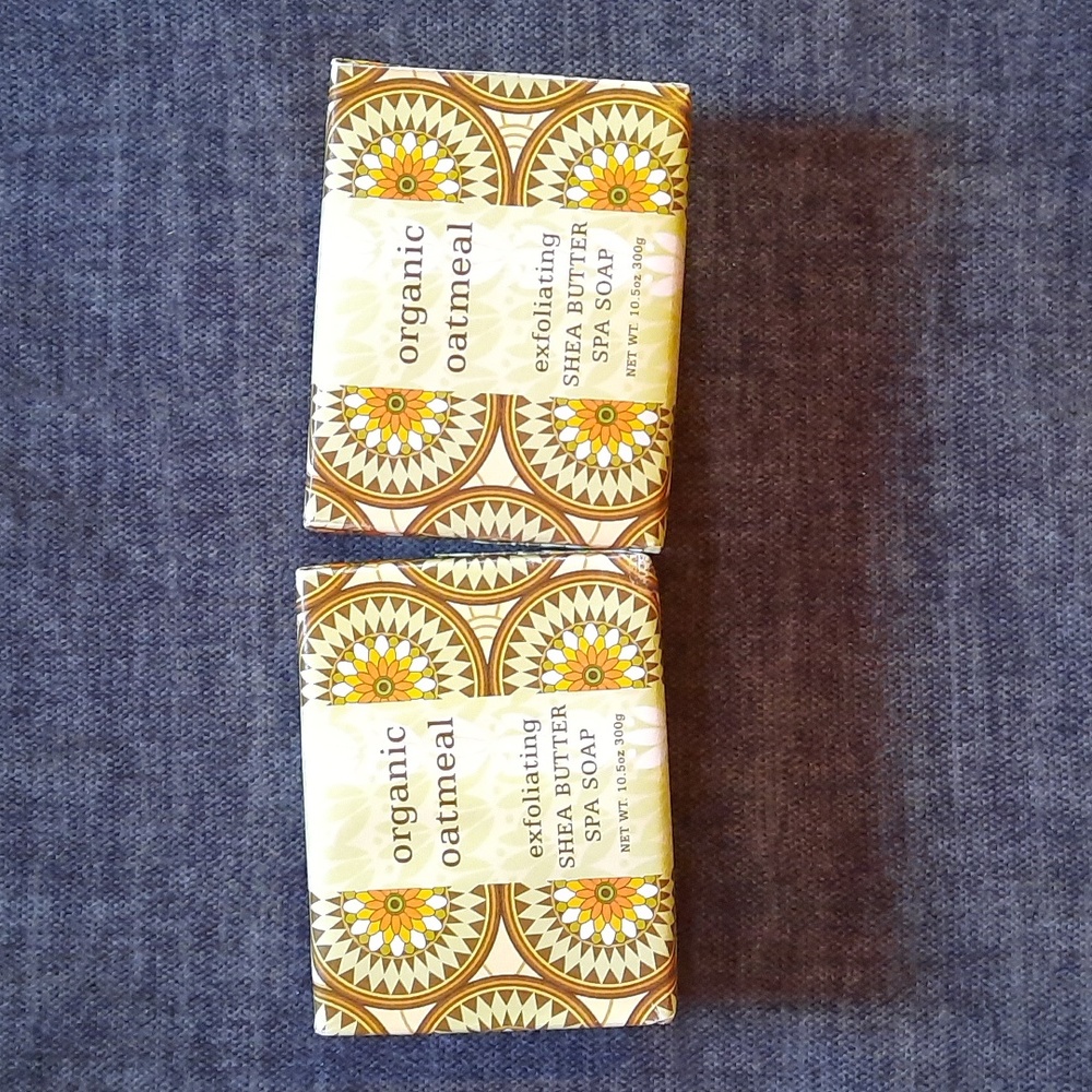 Organic Oatmeal Shea Butter Exfoliating Spa Bar Soap Set 10.5oz Bars Scented